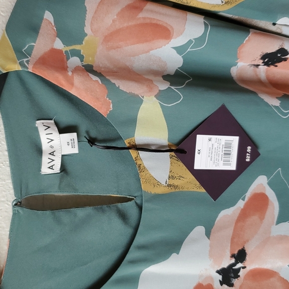 Plus size 💼 Floral Dress, has half sleeves by Ava Viv NWT New 🆕️ - Picture 6 of 6